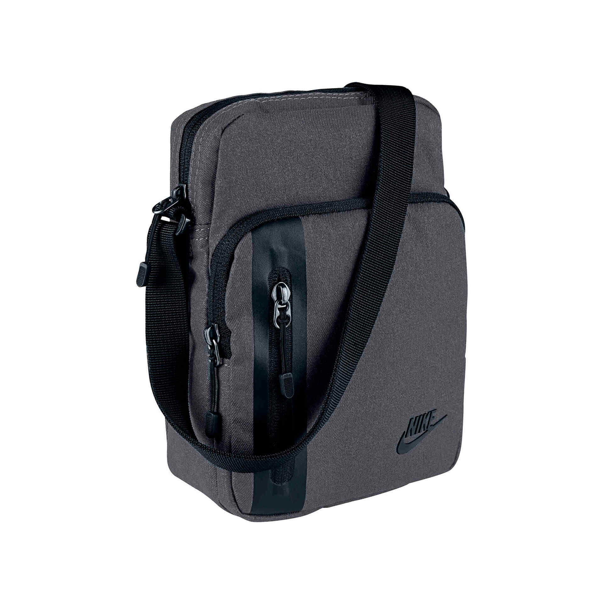 Nike Cartera Nike NK TECH SMALL ITEMS vista frontal Nike Cartera Nike NK TECH SMALL ITEMS vista frontal