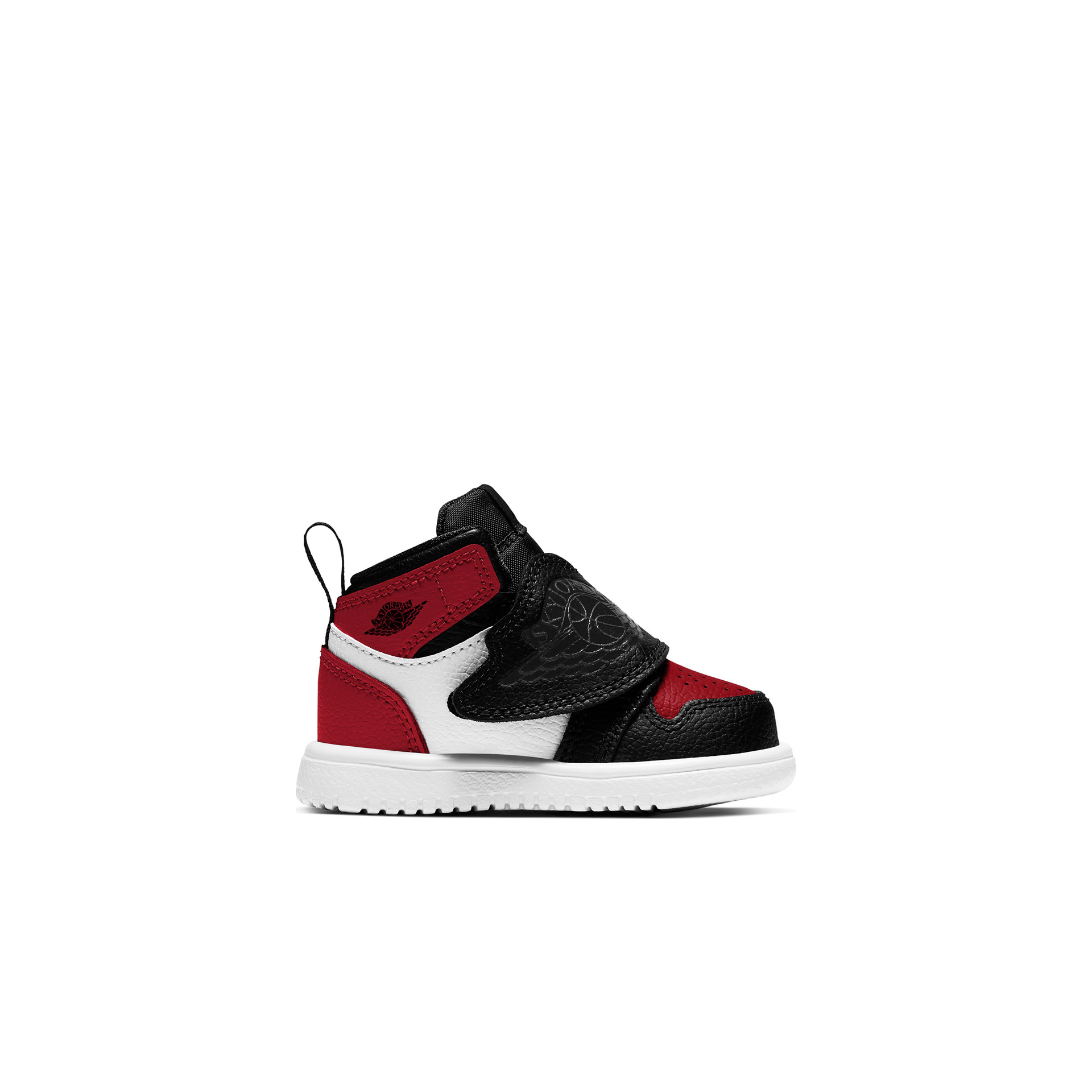 Nike Zapatillas Bebé Nike SKY JORDAN 1 (TD) lateral exterior Nike Zapatillas Bebé Nike SKY JORDAN 1 (TD) lateral exterior