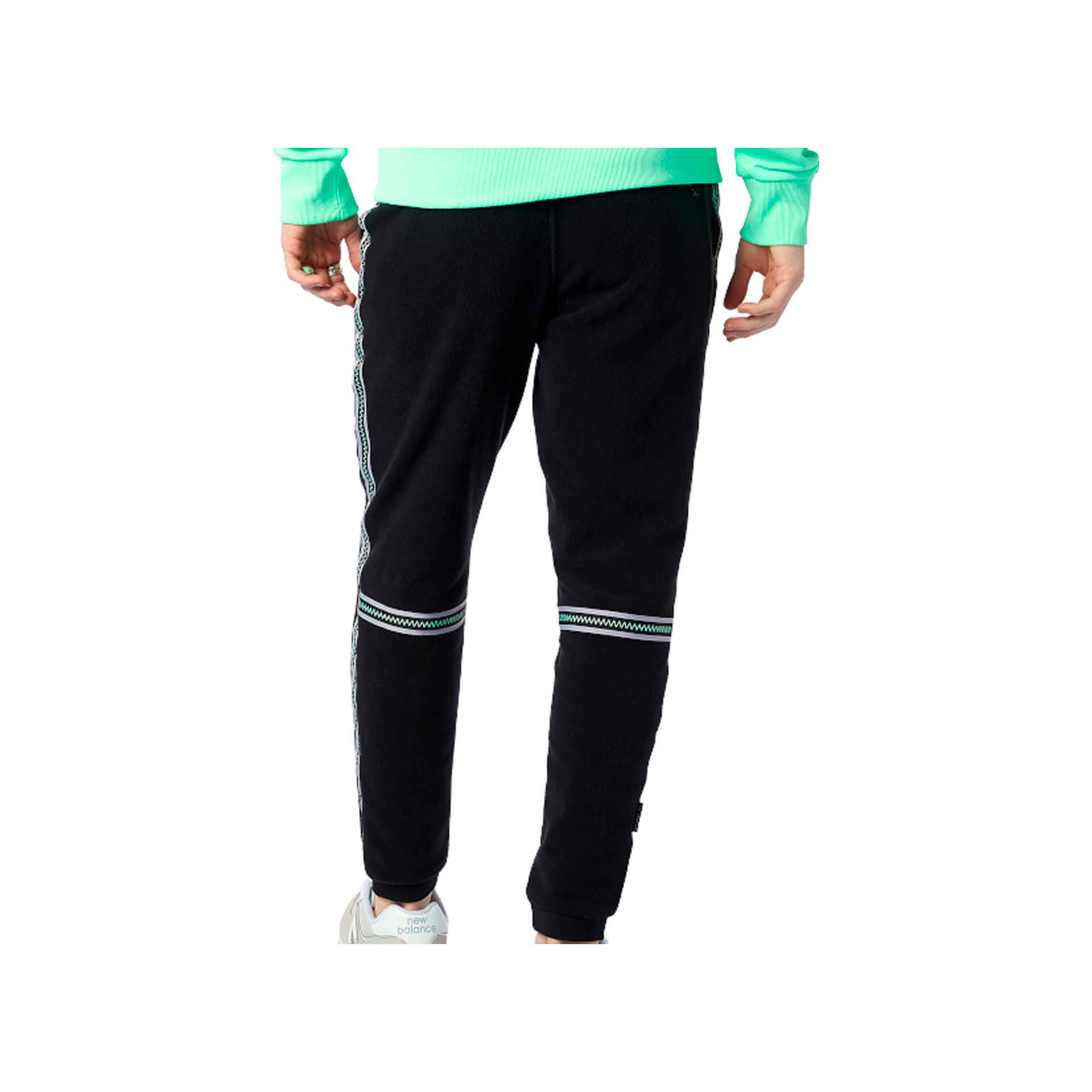 New Balance Pantalón Hombre New Balance NB All Terrain Polar Fleece Pant vista trasera New Balance Pantalón Hombre New Balance NB All Terrain Polar Fleece Pant vista trasera